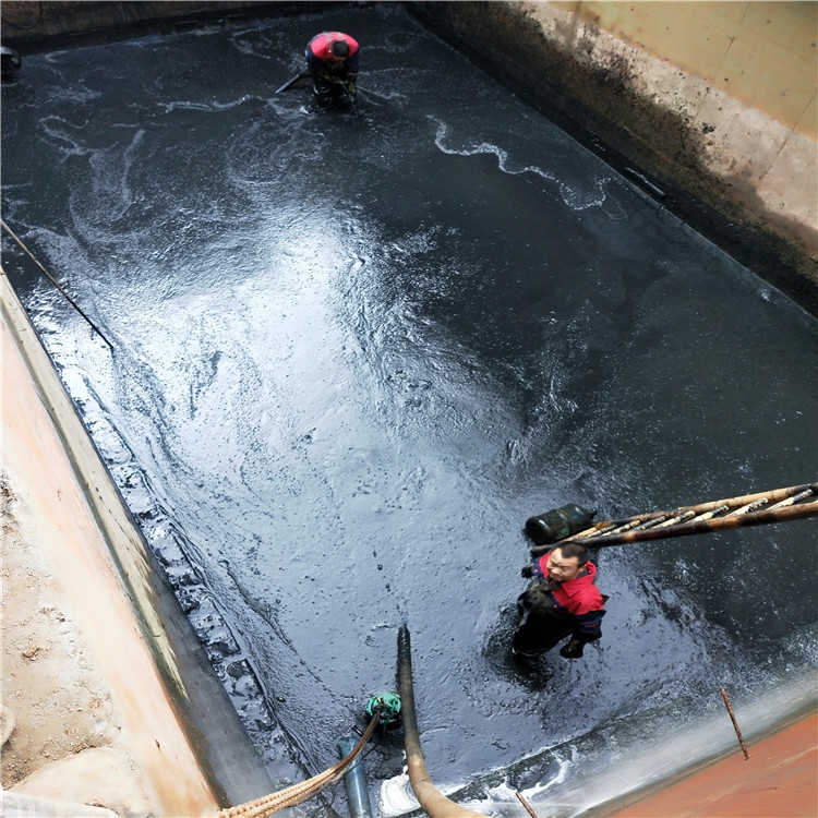 香坊废水池清理