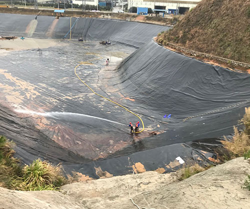 香坊废水池清理
